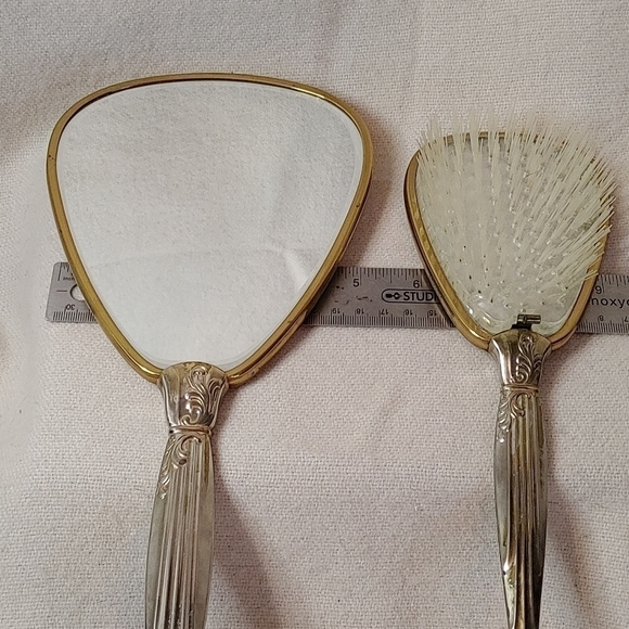 𝅺vintage Hair Brush and Mirror Set - Picture 16 of 16